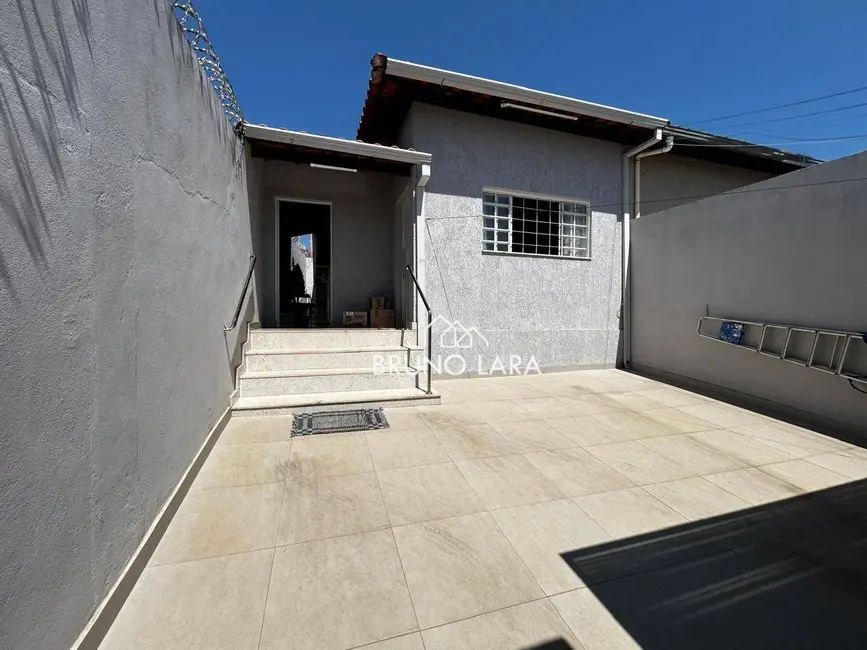 Foto 1 de Casa com 3 quartos à venda, 180m2 em Igarape - MG