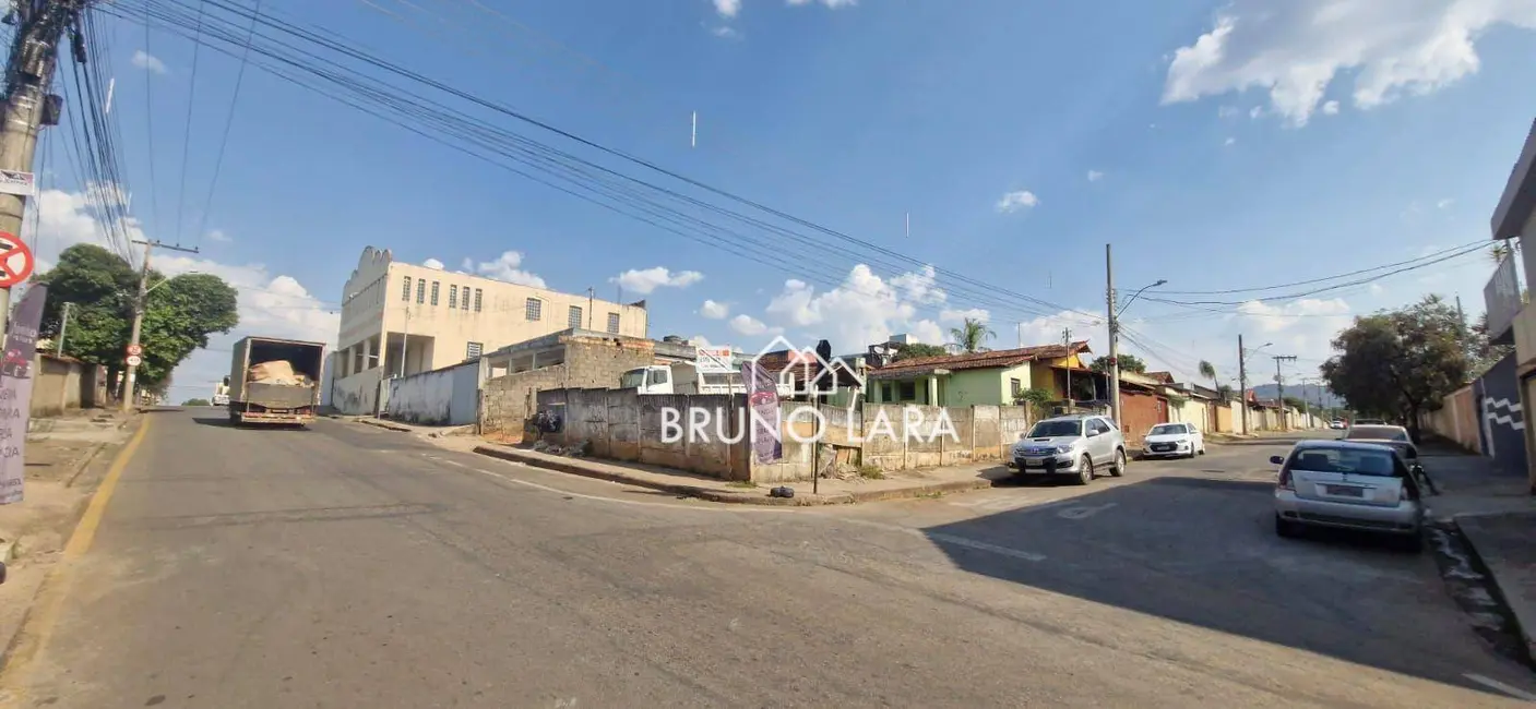 Foto 1 de Terreno / Lote à venda, 360m2 em Igarape - MG