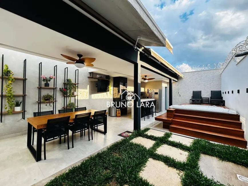 Foto 1 de Casa com 3 quartos à venda, 180m2 em Guarujá Mansões, Betim - MG