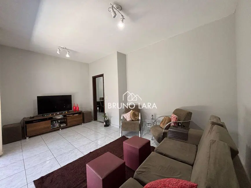 Casa com 3 quartos à venda, 360m2 em Angola, Betim - MG - imagem 5 Foto 5 de Casa com 3 quartos à venda, 360m2 em Angola, Betim - MG