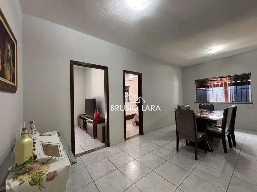 Casa com 3 quartos à venda, 360m2 em Angola, Betim - MG - imagem 7 Foto 7 de Casa com 3 quartos à venda, 360m2 em Angola, Betim - MG