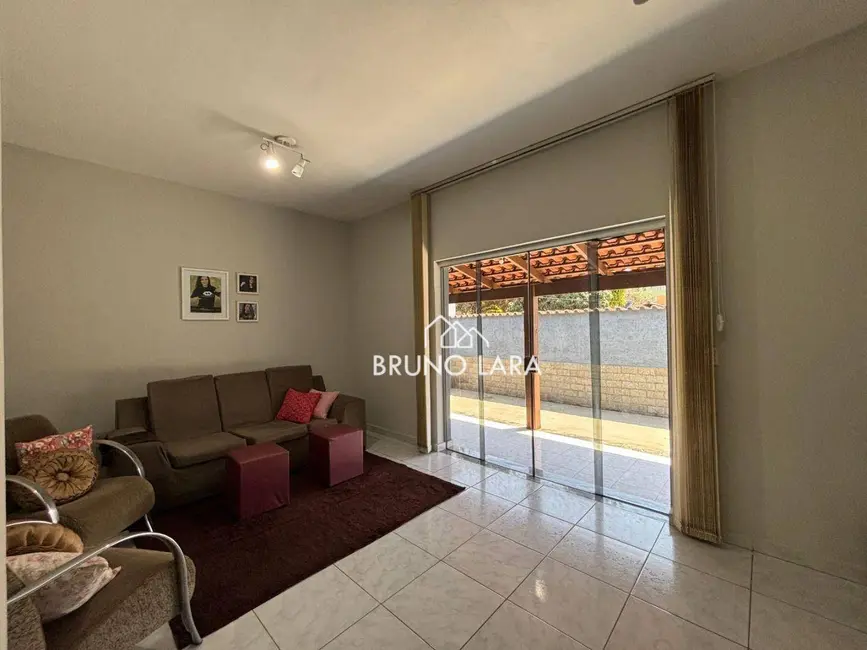 Casa com 3 quartos à venda, 360m2 em Angola, Betim - MG - imagem 4 Foto 4 de Casa com 3 quartos à venda, 360m2 em Angola, Betim - MG
