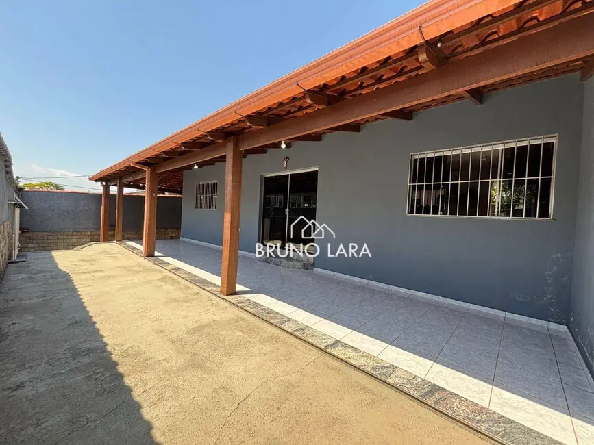 Casa com 3 quartos à venda, 360m2 em Angola, Betim - MG - imagem 2 Foto 2 de Casa com 3 quartos à venda, 360m2 em Angola, Betim - MG