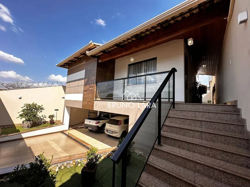 Foto 2 de Casa com 4 quartos à venda, 360m2 em Tereza Cristina, Sao Joaquim De Bicas - MG