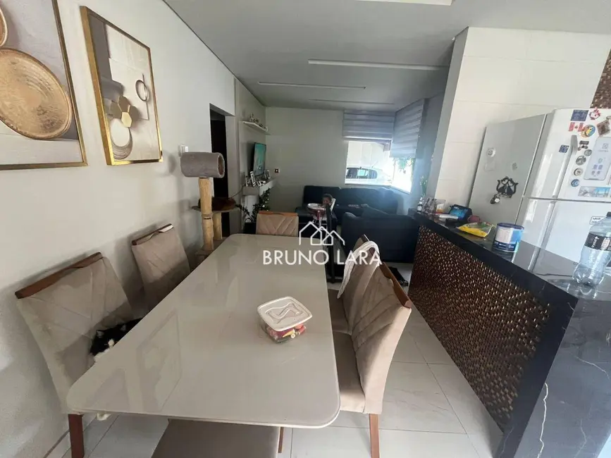 Foto 6 de Casa com 3 quartos à venda, 360m2 em Igarape - MG