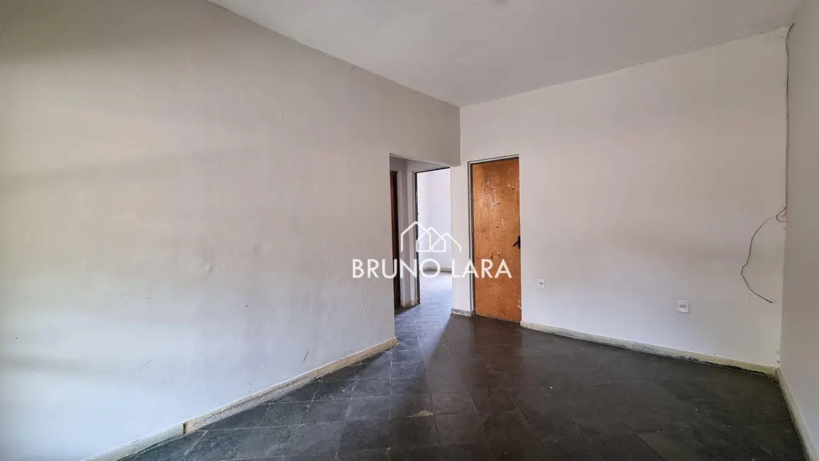 Foto 1 de Casa com 2 quartos para alugar, 41m2 em Igarape - MG