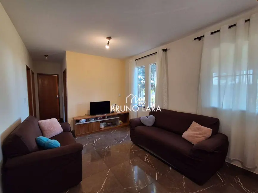 Casa com 3 quartos à venda, 886m2 em Igarape - MG - imagem 3 Foto 3 de Casa com 3 quartos à venda, 886m2 em Igarape - MG