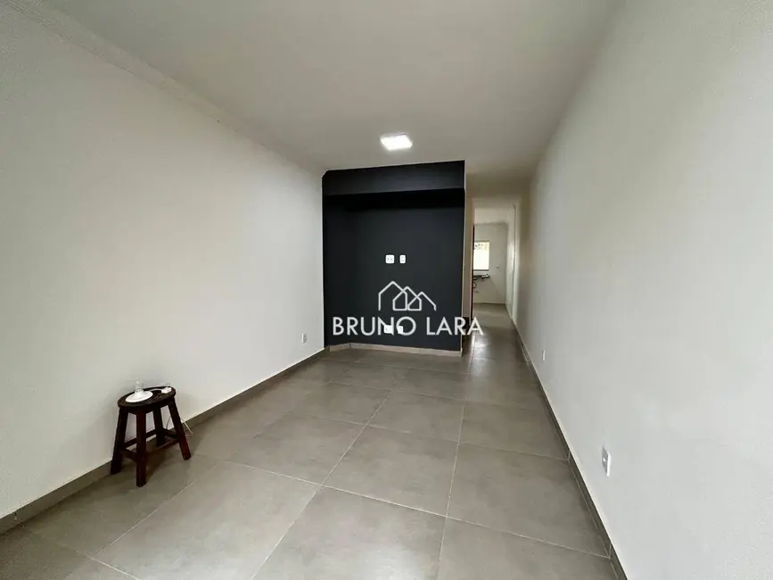 Foto 2 de Casa com 2 quartos à venda, 100m2 em Chácaras, Betim - MG