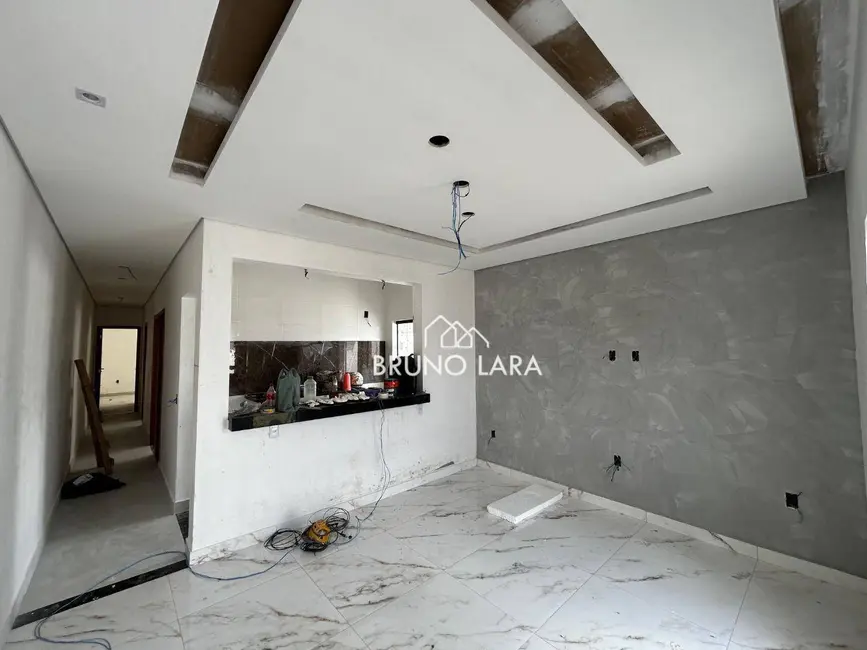 Casa com 3 quartos à venda, 180m2 em Igarape - MG - imagem 2 Foto 2 de Casa com 3 quartos à venda, 180m2 em Igarape - MG