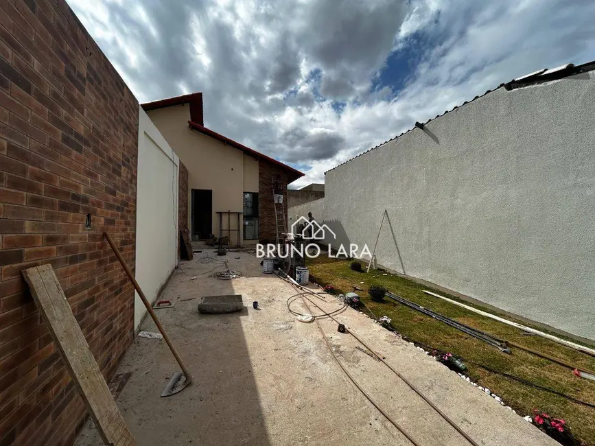 Casa com 3 quartos à venda, 180m2 em Igarape - MG - imagem 1 Foto 1 de Casa com 3 quartos à venda, 180m2 em Igarape - MG