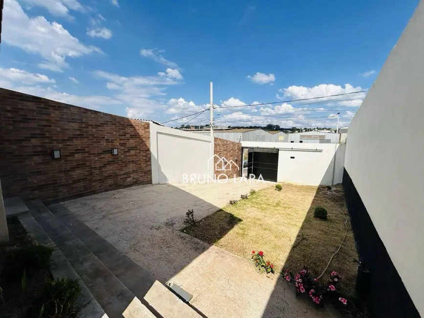 Foto 3 de Casa com 3 quartos à venda, 180m2 em Igarape - MG