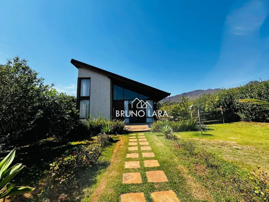 Foto 1 de Casa com 3 quartos à venda, 1000m2 em Igarape - MG