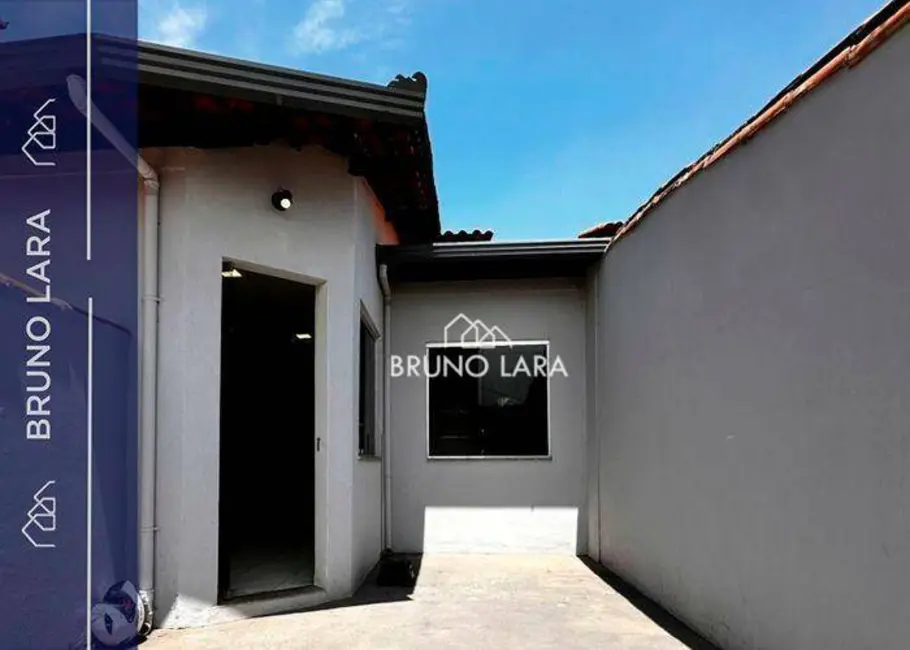 Foto 1 de Casa com 2 quartos à venda, 120m2 em Sao Joaquim De Bicas - MG