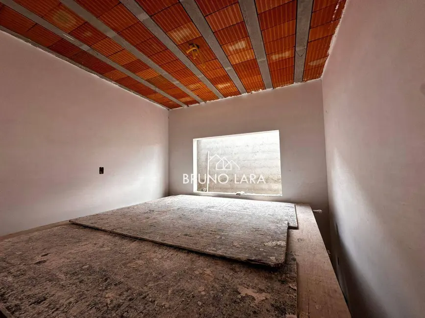 Foto 7 de Casa com 2 quartos à venda, 118m2 em Sao Joaquim De Bicas - MG