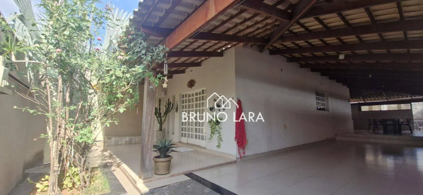 Foto 4 de Casa com 3 quartos à venda, 360m2 em Sao Joaquim De Bicas - MG