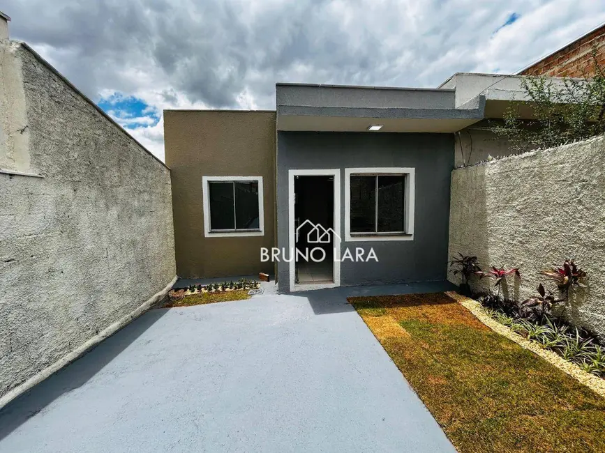 Foto 2 de Casa com 2 quartos à venda, 120m2 em Sao Joaquim De Bicas - MG