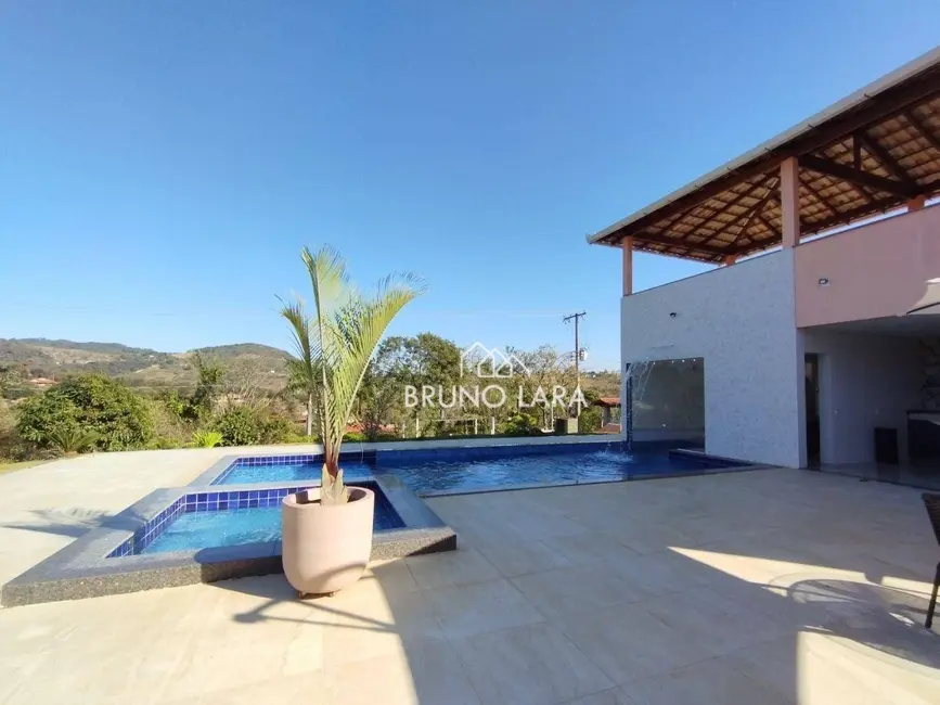 Foto 5 de Sítio / Rancho com 5 quartos à venda, 3500m2 em Itatiaiucu - MG