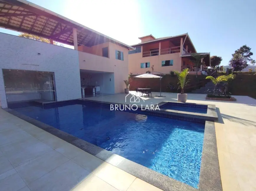 Foto 2 de Sítio / Rancho com 5 quartos à venda, 3500m2 em Itatiaiucu - MG