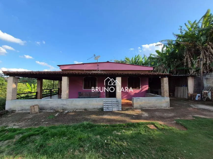 Foto 3 de Sítio / Rancho com 4 quartos à venda, 1000m2 em Igarape - MG