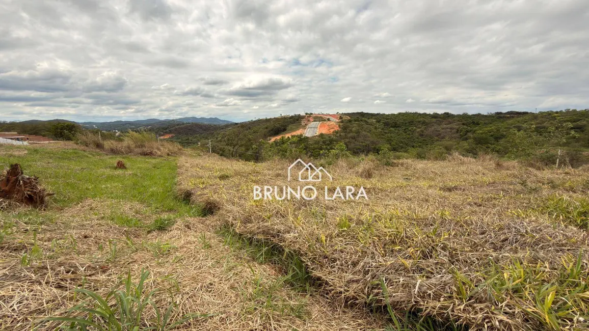 Foto 1 de Terreno / Lote à venda, 360m2 em Betim - MG