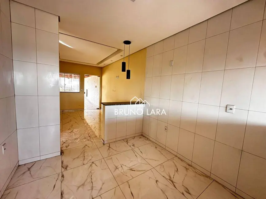 Foto 4 de Casa com 3 quartos à venda, 360m2 em Sao Joaquim De Bicas - MG