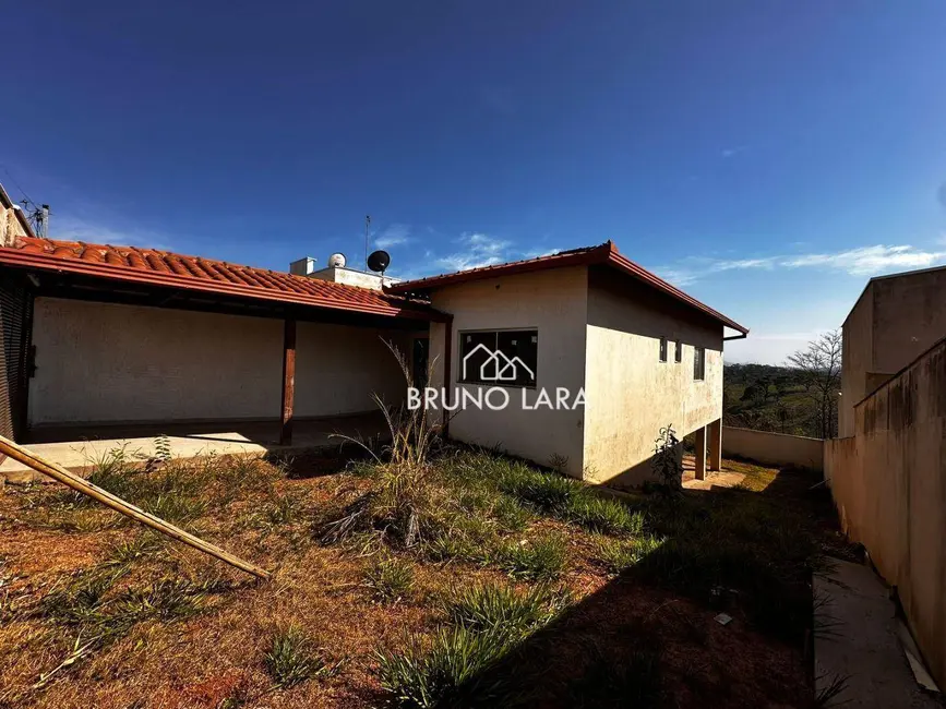 Foto 1 de Casa com 3 quartos à venda, 360m2 em Sao Joaquim De Bicas - MG