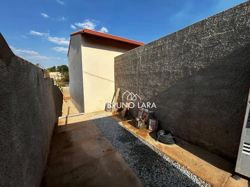 Foto 3 de Casa com 2 quartos à venda, 120m2 em Sao Joaquim De Bicas - MG
