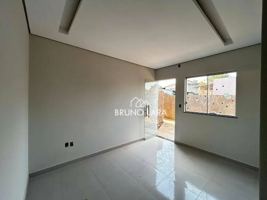Foto 5 de Casa com 2 quartos à venda, 120m2 em Sao Joaquim De Bicas - MG