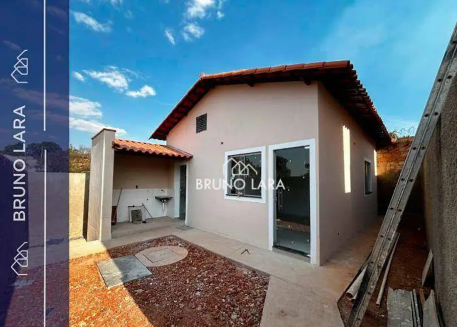 Foto 1 de Casa com 2 quartos à venda, 120m2 em Sao Joaquim De Bicas - MG