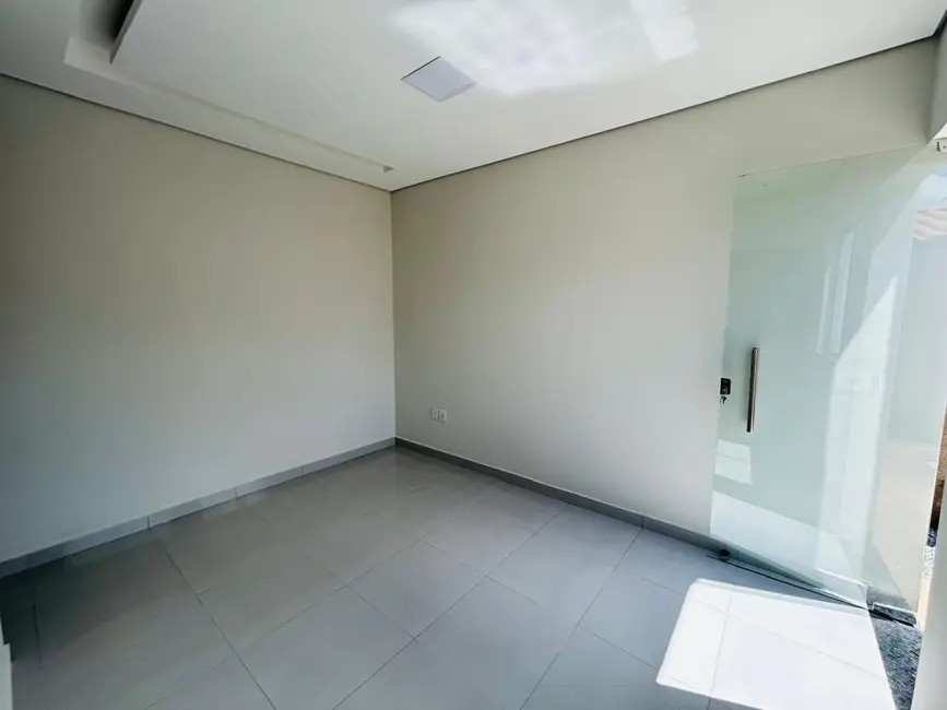 Casa com 2 quartos à venda, 120m2 em Sao Joaquim De Bicas - MG - imagem 4 Foto 4 de Casa com 2 quartos à venda, 120m2 em Sao Joaquim De Bicas - MG