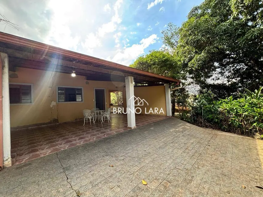 Foto 1 de Casa com 3 quartos à venda, 1920m2 em Sao Joaquim De Bicas - MG