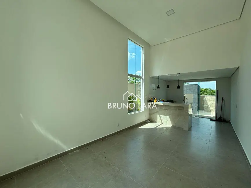 Foto 2 de Casa com 3 quartos à venda, 360m2 em Igarape - MG