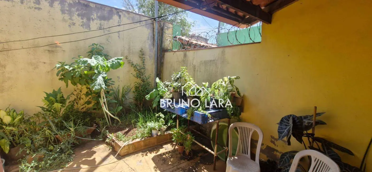 Foto 3 de Casa com 2 quartos à venda, 100m2 em Sao Joaquim De Bicas - MG