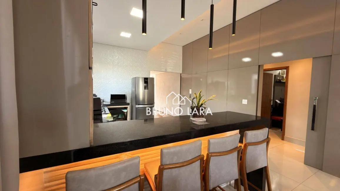 Foto 8 de Casa com 3 quartos à venda, 360m2 em Guarujá, Betim - MG