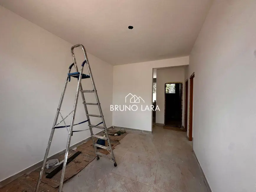 Foto 4 de Casa com 2 quartos à venda, 120m2 em Sao Joaquim De Bicas - MG