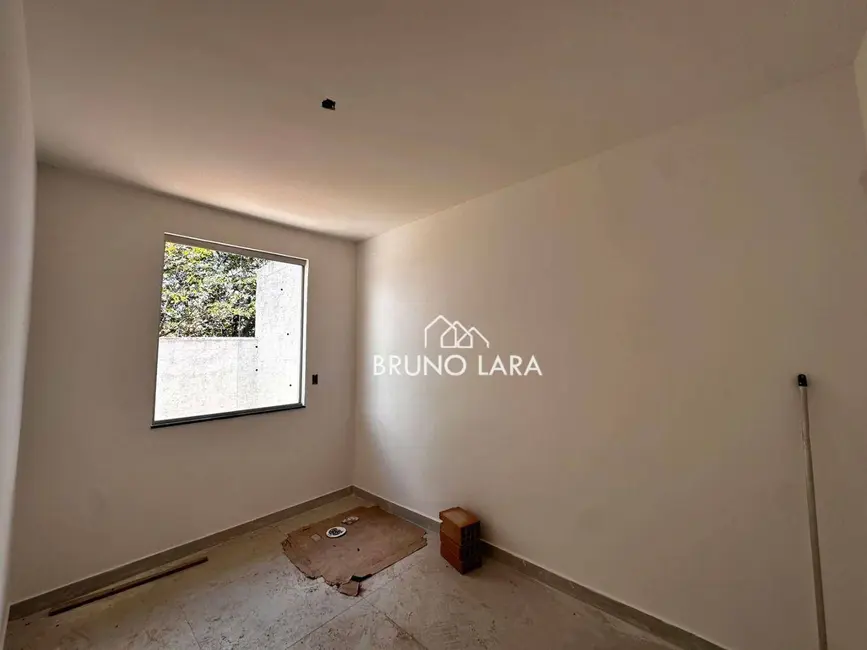 Foto 5 de Casa com 2 quartos à venda, 120m2 em Sao Joaquim De Bicas - MG