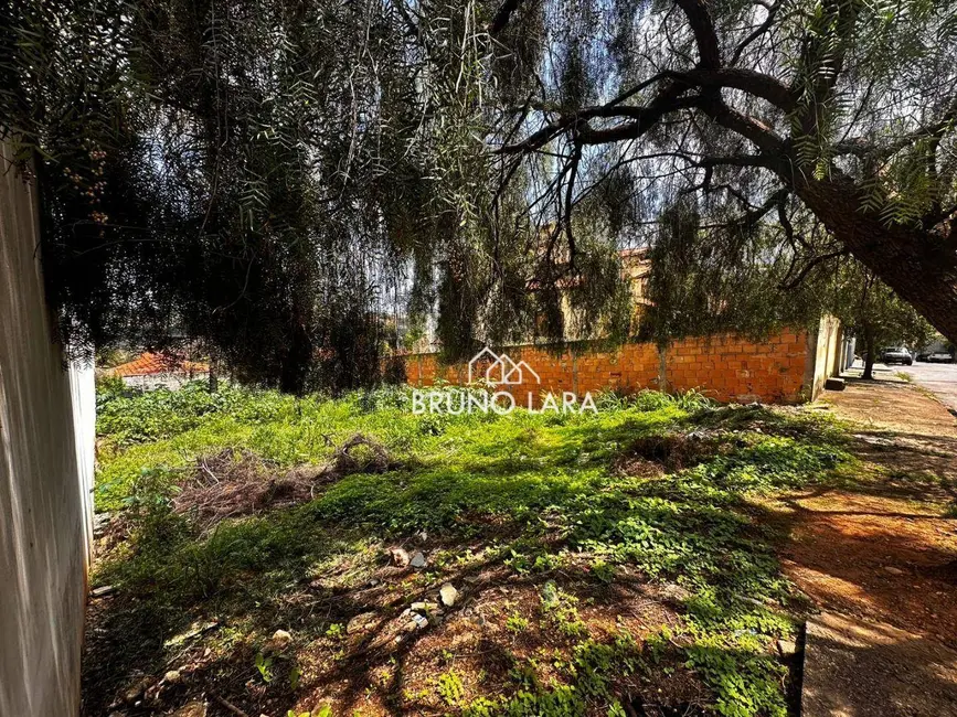 Terreno / Lote à venda, 363m2 em Centro, Igarape - MG - imagem 2 Foto 2 de Terreno / Lote à venda, 363m2 em Centro, Igarape - MG