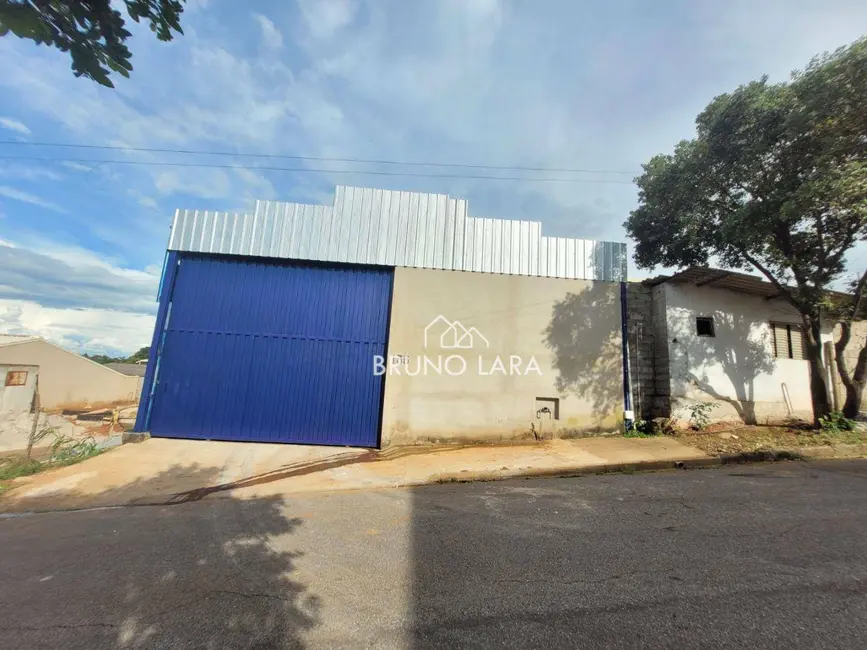 Foto 3 de Armazém / Galpão para alugar, 360m2 em Igarape - MG