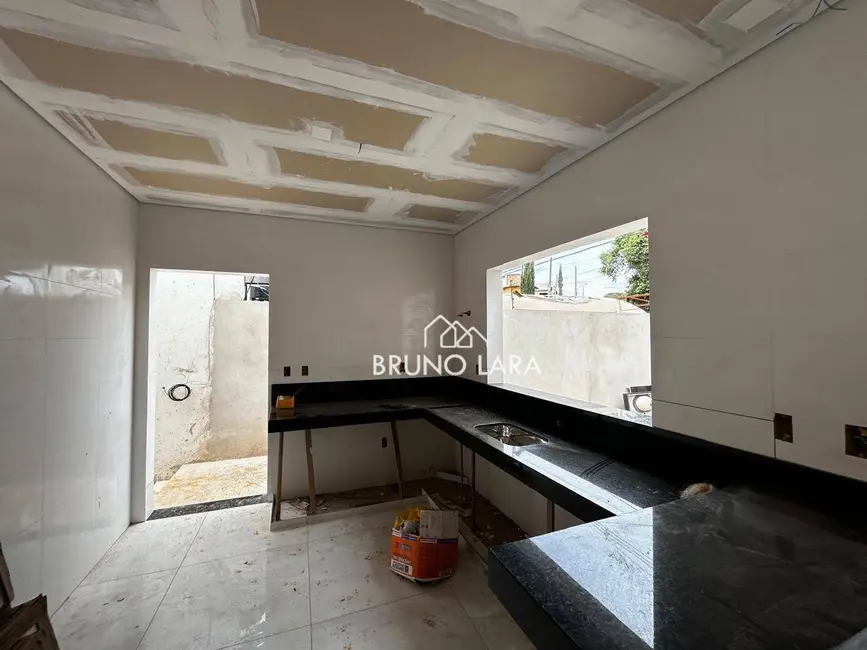 Foto 4 de Casa com 3 quartos à venda, 180m2 em Igarape - MG