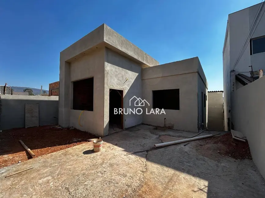 Foto 2 de Casa com 3 quartos à venda, 180m2 em Igarape - MG