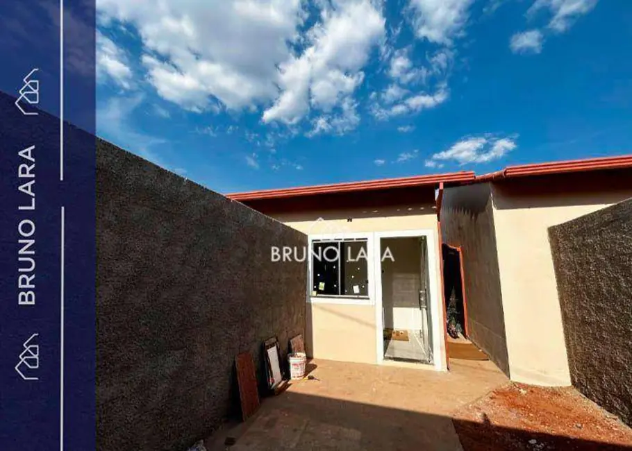 Foto 1 de Casa com 2 quartos à venda, 100m2 em Sao Joaquim De Bicas - MG