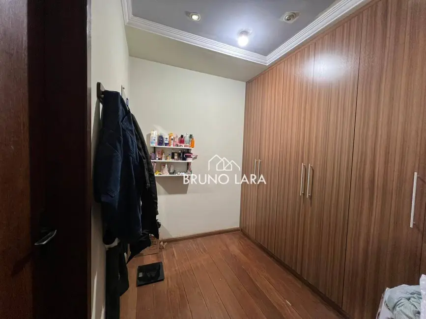 Foto 7 de Casa com 4 quartos para alugar, 720m2 em São Jorge, Betim - MG