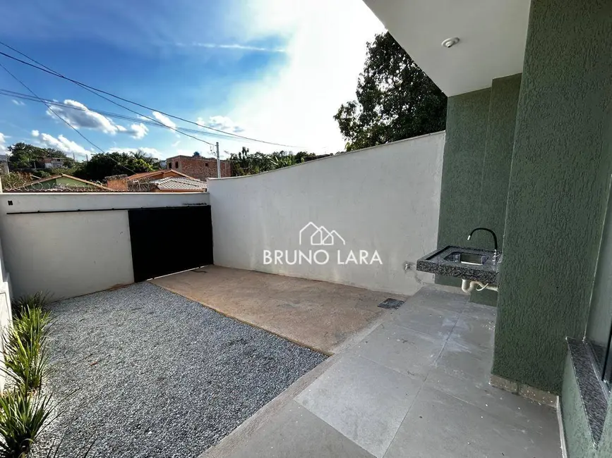 Foto 2 de Casa com 2 quartos à venda, 120m2 em Sao Joaquim De Bicas - MG