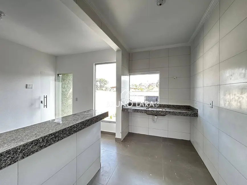 Foto 6 de Casa com 2 quartos à venda, 120m2 em Sao Joaquim De Bicas - MG