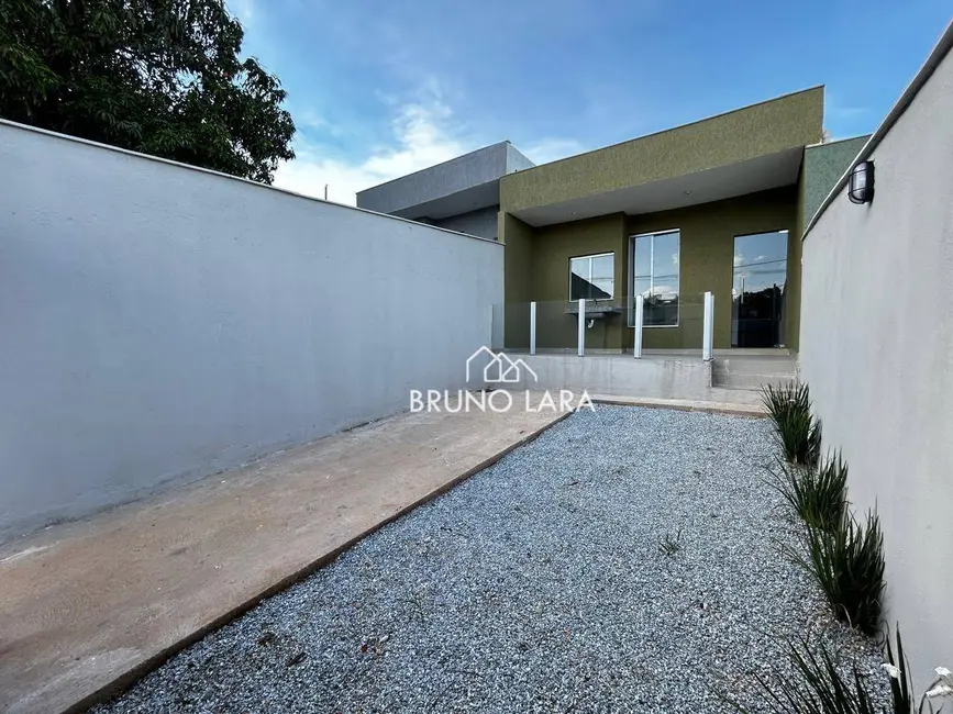 Foto 1 de Casa com 2 quartos à venda, 120m2 em Sao Joaquim De Bicas - MG