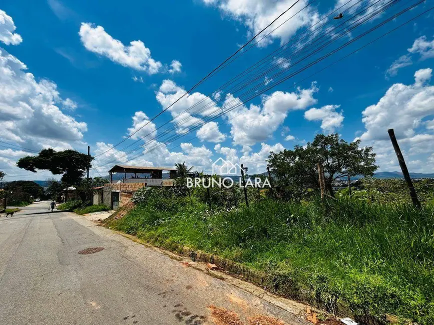 Foto 1 de Terreno / Lote à venda, 360m2 em Igarape - MG