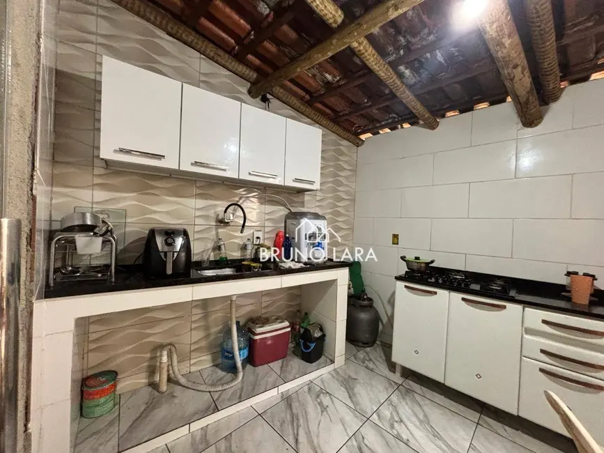 Foto 9 de Casa com 2 quartos à venda, 218m2 em Centro, Igarape - MG