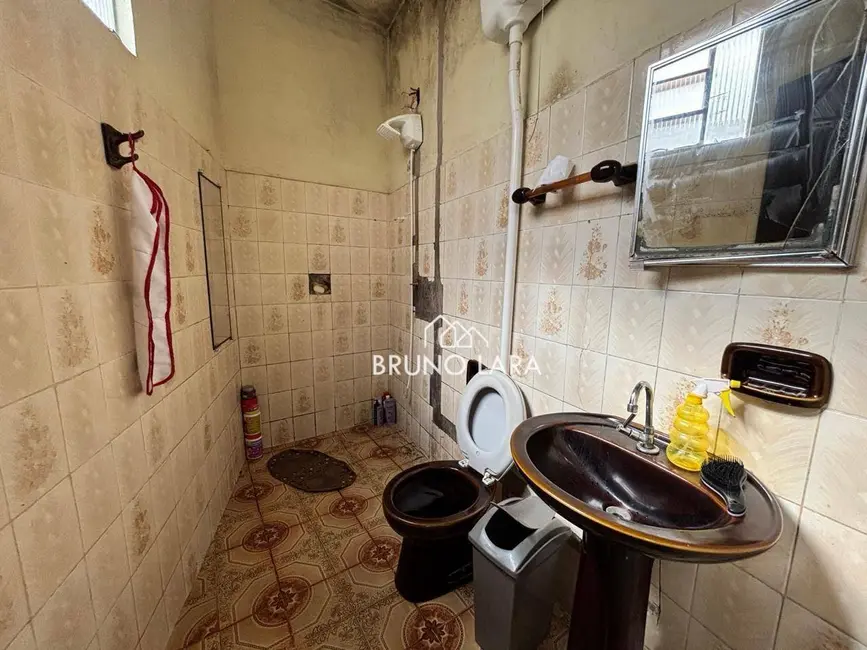 Foto 4 de Casa com 2 quartos à venda, 218m2 em Centro, Igarape - MG