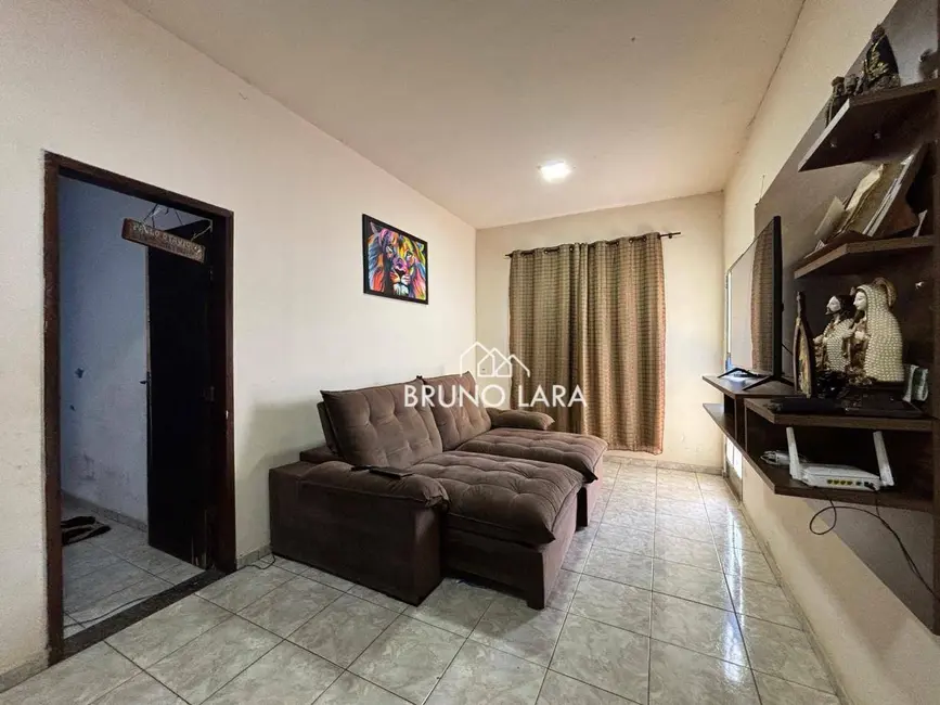 Foto 3 de Casa com 2 quartos à venda, 218m2 em Centro, Igarape - MG