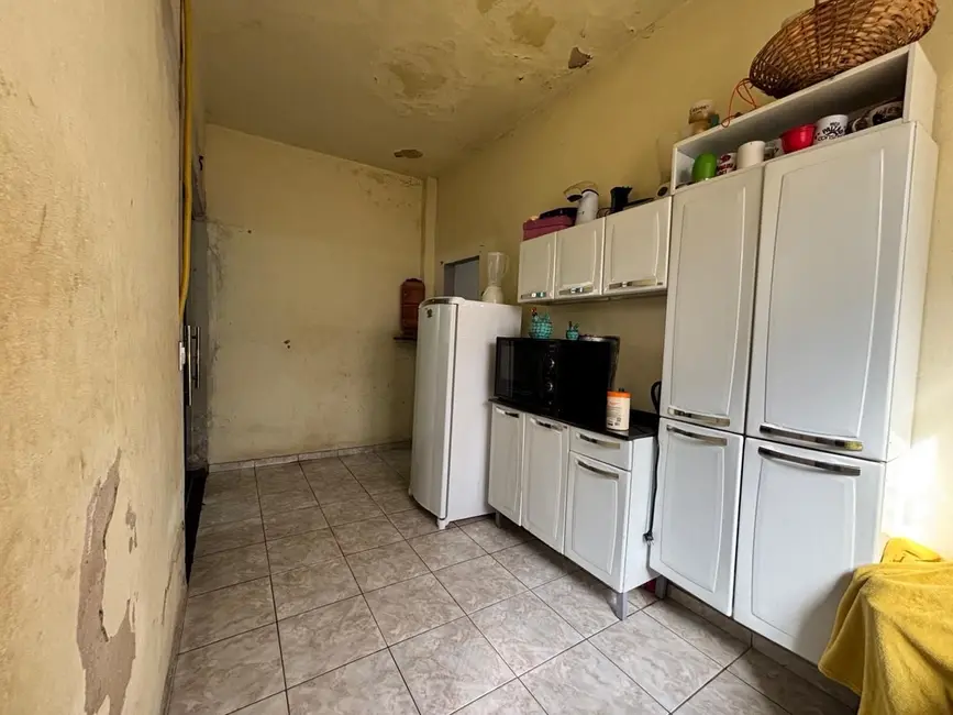 Casa com 2 quartos à venda, 218m2 em Centro, Igarape - MG - imagem 8 Foto 8 de Casa com 2 quartos à venda, 218m2 em Centro, Igarape - MG